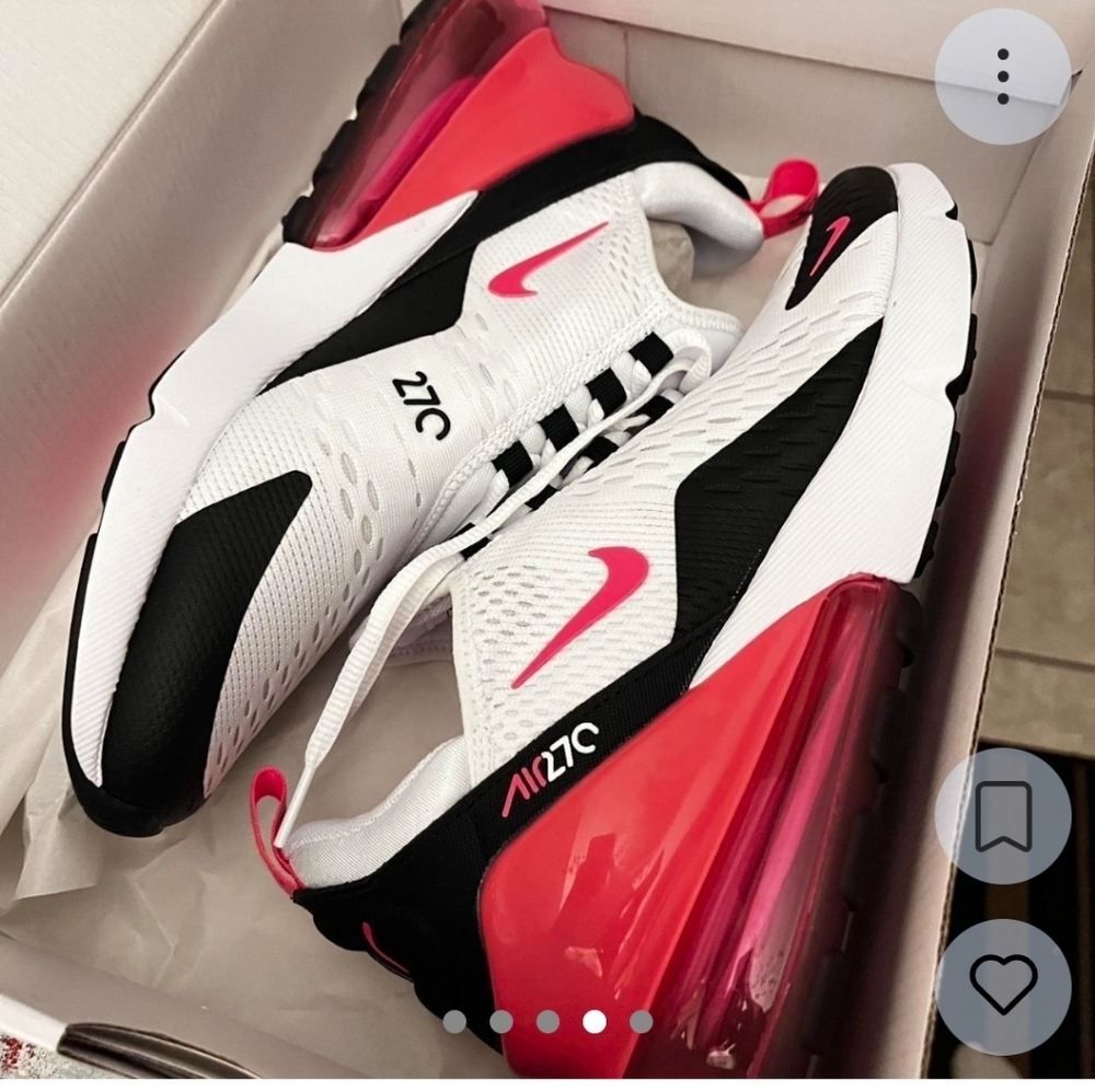 Brand New Nike Air 270 White and Black Sneakers Only tried on